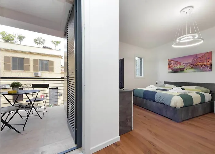 Apartment Indipendente - Due Livelli - San Lorenzo Rom