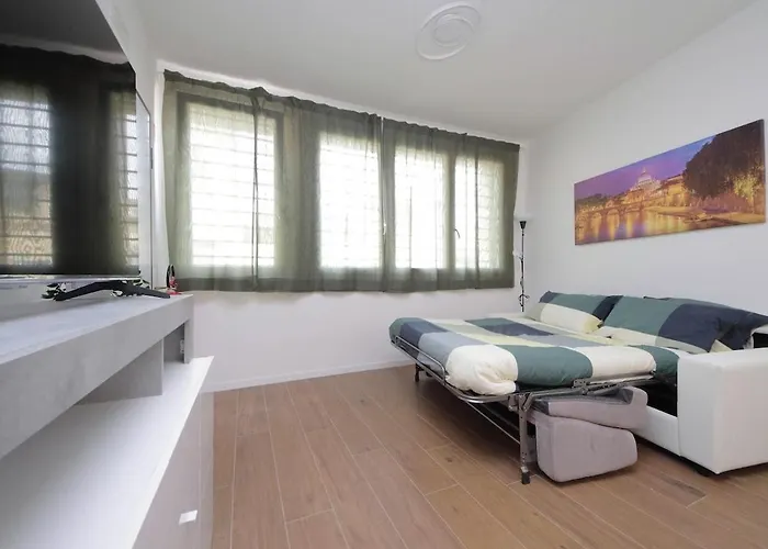 Indipendente - Due Livelli - San Lorenzo Apartment Rom