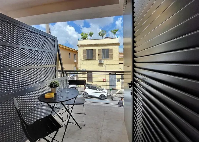 Indipendente - Due Livelli - San Lorenzo Apartment Rom